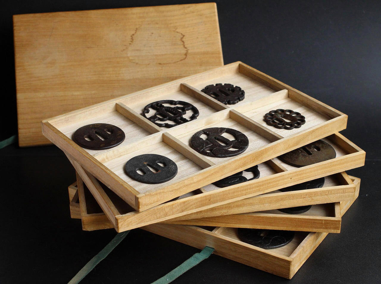 Japanese Antique SAMURAI Tsuba 30 pieces Set w/Collection box KATANA WAKIZASHI