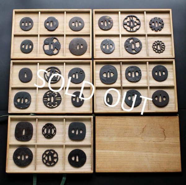 Photo2: Japanese Antique SAMURAI Tsuba 30 pieces Set w/Collection box KATANA WAKIZASHI